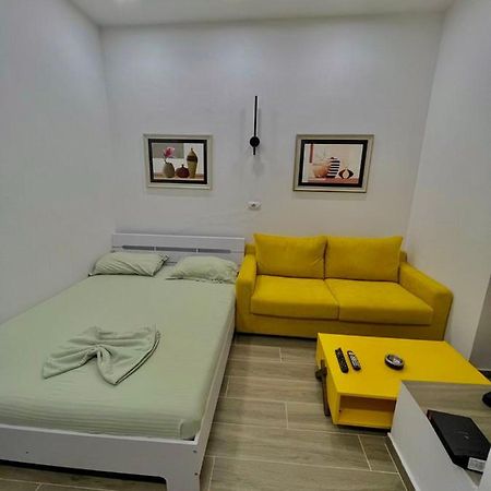 Gersi's Daily Apartament Apartment Tirana Bagian luar foto